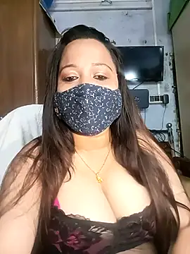 Snapshot of albelasummi702 chatting on 02-14-25, 07:12 albelasummi702 online show from 02-14-25, 07:12