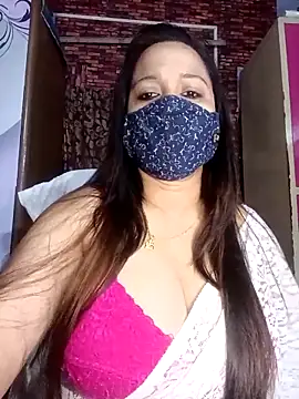 Snapshot of albelasummi702 chatting on 02-22-25, 01:22 albelasummi702 online show from 02-22-25, 01:22