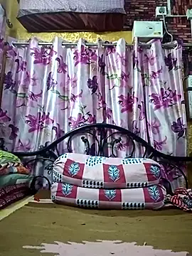 Snapshot of albelasummi702 chatting on 03-08-25, 12:55 albelasummi702 online show from 03-08-25, 12:55