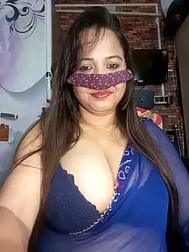 Snapshot of albelasummi702 chatting on 10-06-25, 03:31 albelasummi702 online show from 10-06-25, 03:31