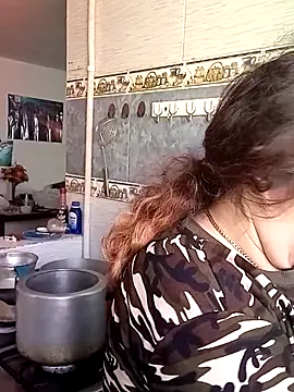 Snapshot of loba9706 chatting on 03-02-25, 02:10 loba9706 online show from 03-02-25, 02:10
