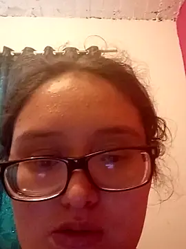 Snapshot of loba9706 chatting on 03-21-25, 12:39 loba9706 online show from 03-21-25, 12:39