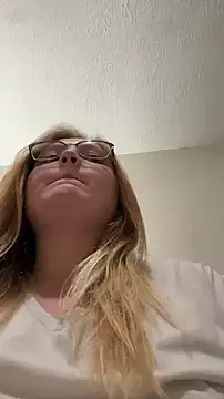 PhatAssBlond online show from 01-09-25, 07:52