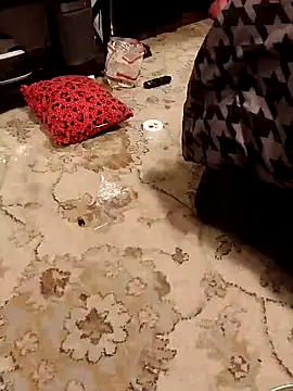 Snapshot of Amarok39 chatting on 03-12-25, 05:13 Amarok39 online show from 03-12-25, 05:13