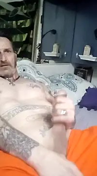 Snapshot of 2Hot2gether69 chatting on 02-21-25, 02:06 2Hot2gether69 online show from 02-21-25, 02:06