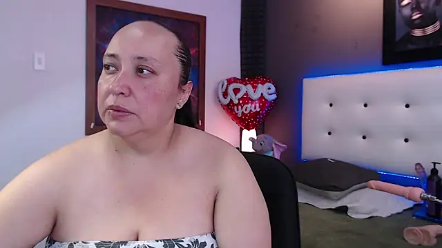 Snapshot of Natasha26_ chatting on 01-22-25, 07:03 Natasha26 online show from 01-22-25, 07:03