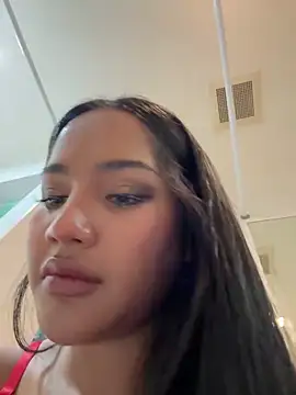 Snapshot of ice_ice_babyy chatting on 03-21-25, 06:51 ice ice babyy online show from 03-21-25, 06:51