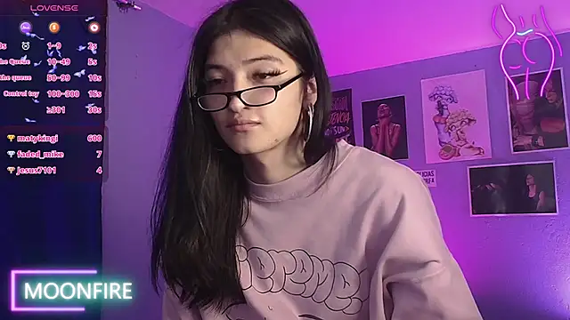 moonfiredancer online show from 01-28-25, 03:25