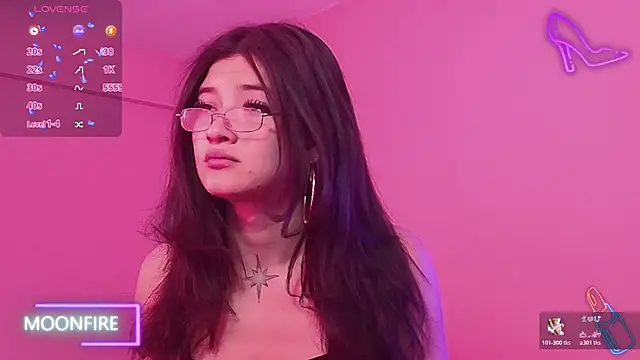 moonfiredancer online show from 11-26-25, 07:48