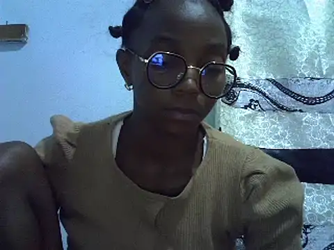 ElianeHot online show from 01-14-25, 07:32