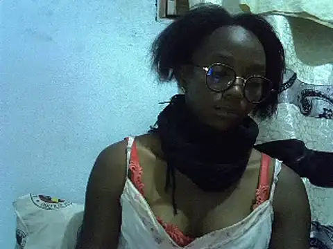 ElianeHot online show from 01-22-25, 06:20