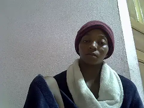 ElianeHot online show from 02-21-25, 08:05