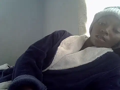 ElianeHot online show from 11-20-25, 01:11