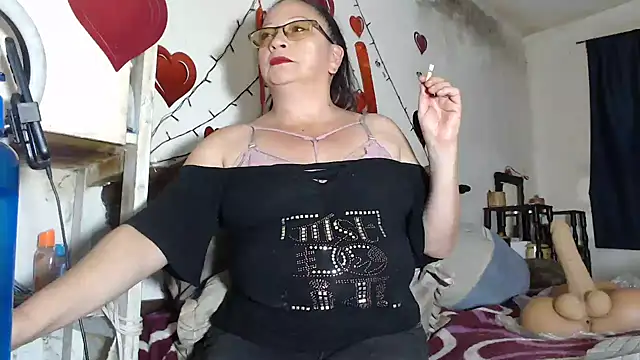 Vivianmature online show from 11-22-25, 09:25