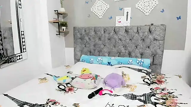 Snapshot of Alejandra_evanss chatting on 12-14-24, 02:12 Alejandra evanss online show from 12-14-24, 02:12