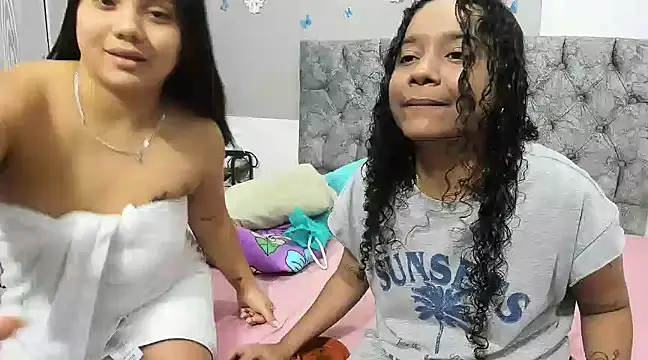 Snapshot of Alejandra_evanss chatting on 03-16-25, 07:37 Alejandra evanss online show from 03-16-25, 07:37