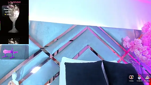 LiaaGenner online show from 11-08-25, 02:34