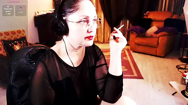 Snapshot of Imperatriza chatting on 10-05-25, 06:50 Imperatriza online show from 10-05-25, 06:50