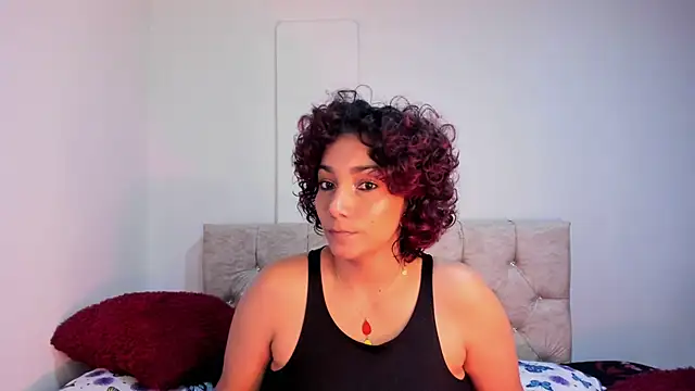 Snapshot of amber_demons2021 chatting on 02-23-25, 09:59 amber demons2021 online show from 02-23-25, 09:59