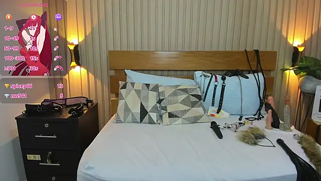 luciana ballesteros  online show from 02-10-25, 03:42