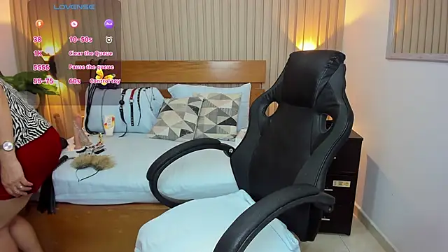 luciana ballesteros  online show from 02-18-25, 12:28