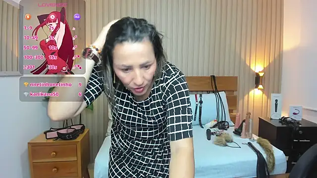 luciana ballesteros  online show from 03-07-25, 03:18