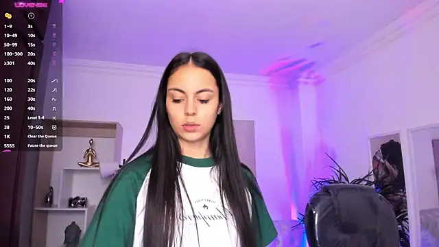 Aleejaa   online show from 01-25-25, 11:23