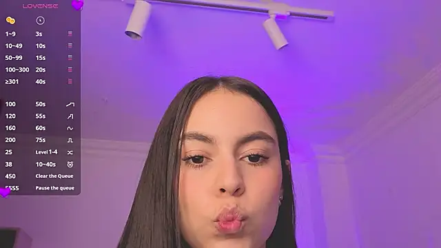 Aleejaa   online show from 03-10-26, 11:37