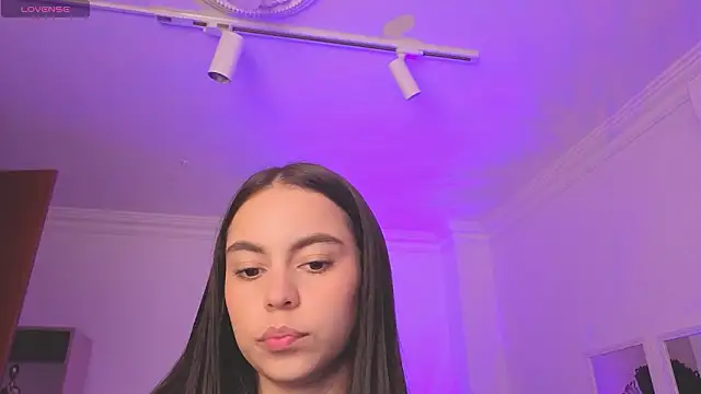 Aleejaa   online show from 03-12-26, 11:27