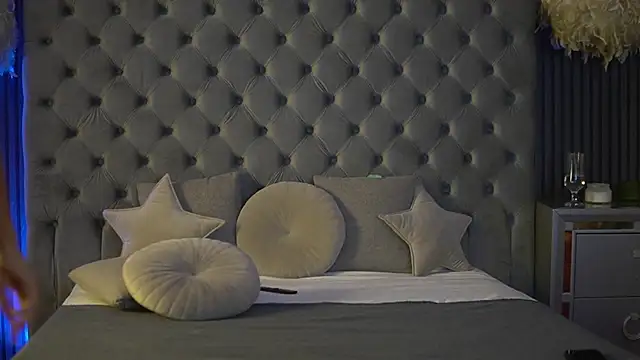 AmelyNoir online show from 09-23-25, 06:55