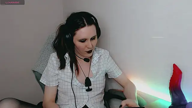 tracy cooper online show from 12-23-24, 05:39