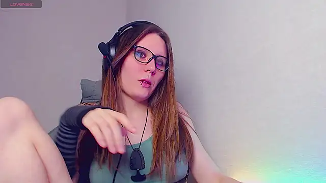 tracy cooper online show from 02-13-25, 04:54