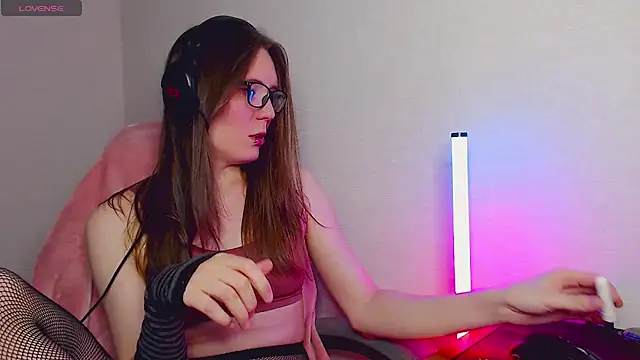 tracy cooper online show from 02-20-25, 10:48