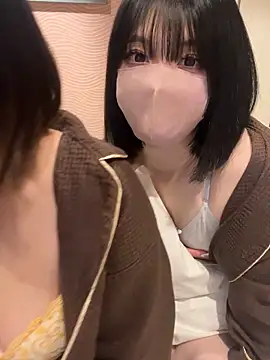 Snapshot of Rei1216xo chatting on 02-22-25, 12:29 Rei1216xo online show from 02-22-25, 12:29