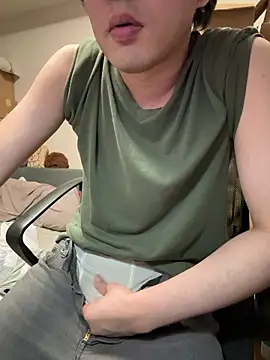 Snapshot of kentyken chatting on 09-25-25, 10:30 kentyken online show from 09-25-25, 10:30