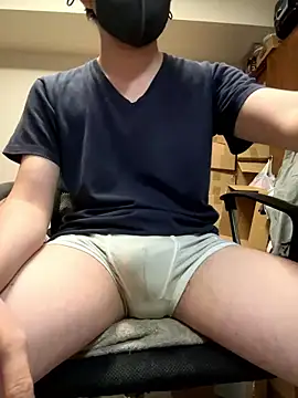 Snapshot of kentyken chatting on 09-30-25, 05:29 kentyken online show from 09-30-25, 05:29