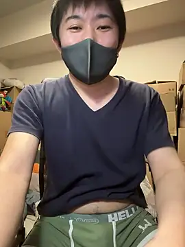 Snapshot of kentyken chatting on 10-20-25, 01:44 kentyken online show from 10-20-25, 01:44