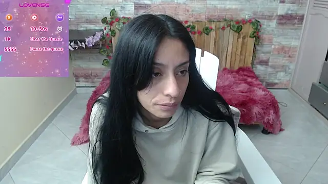 Snapshot of Lucy_joi chatting on 12-24-24, 07:06 Lucy joi online show from 12-24-24, 07:06