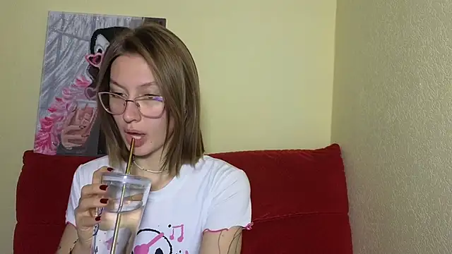 MalvinaBlum online show from 12-18-24, 01:15