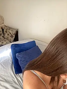 Snapshot of Anto_Naranjo chatting on 12-20-24, 01:22 Anto Naranjo online show from 12-20-24, 01:22