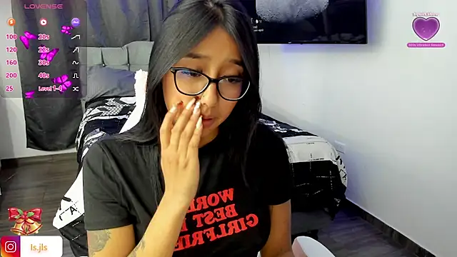 isa bellaa0 online show from 12-19-24, 06:23