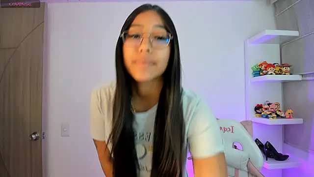 isa bellaa0 online show from 11-05-25, 04:34