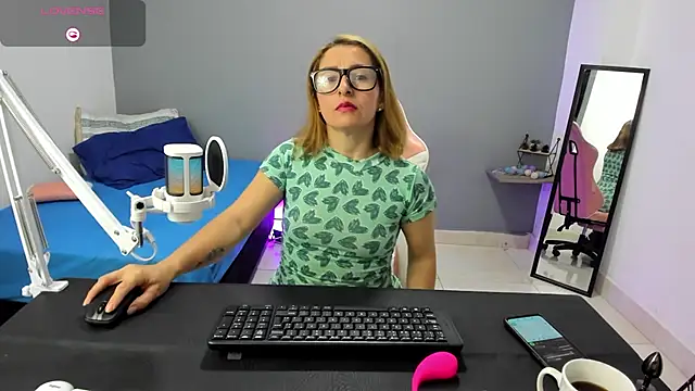 Yelena03 online show from 01-16-25, 08:25