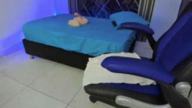 Yelena03 online show from 11-20-25, 10:59