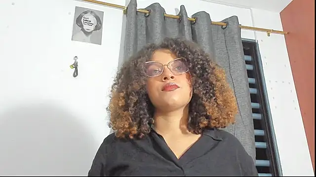 Ada gales  online show from 11-24-25, 04:45