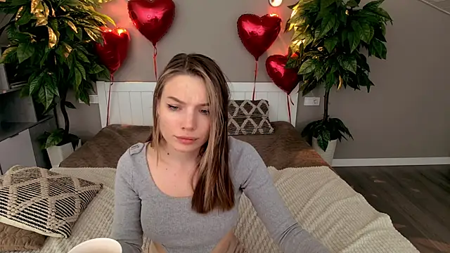 IceDanielles online show from 02-16-25, 03:38