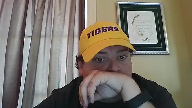 YelpedAverting online show from 09-13-25, 09:14