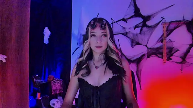 penny sweett  online show from 10-30-25, 12:23