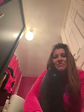 Lwhite1 online show from 01-25-25, 12:27