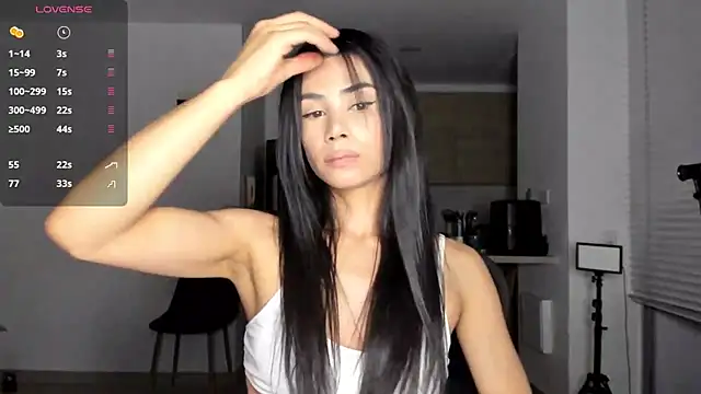 Snapshot of AnaHenao chatting on 11-29-25, 11:41 AnaHenao online show from 11-29-25, 11:41